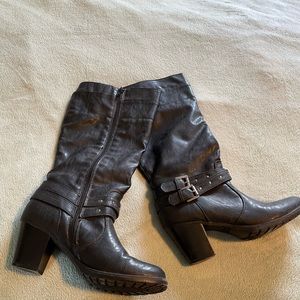 Womens knee high boots by Sonoma. Size 8.5 - 9.